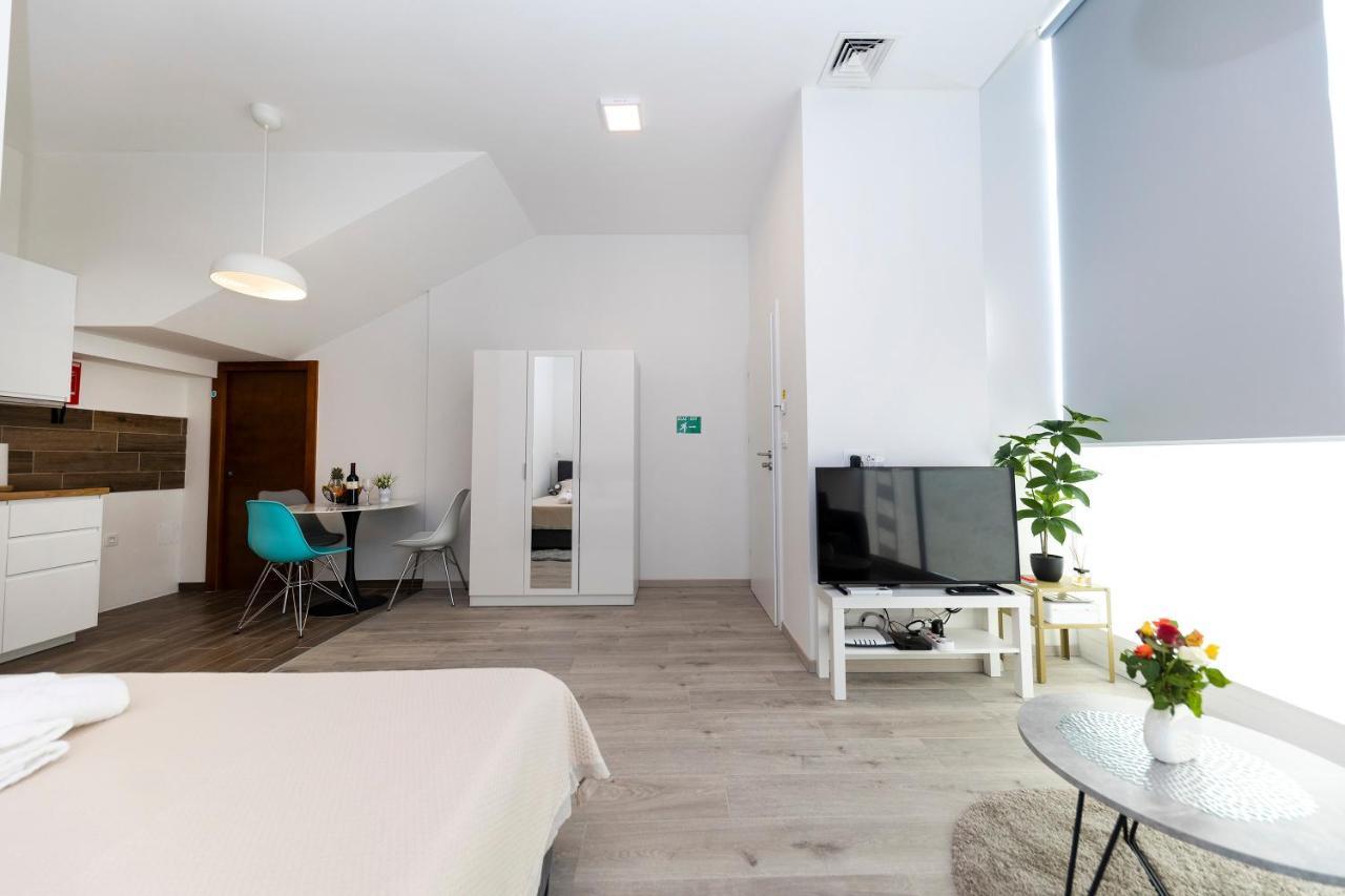 Studio Apartments Heart Of ザダル エクステリア 写真